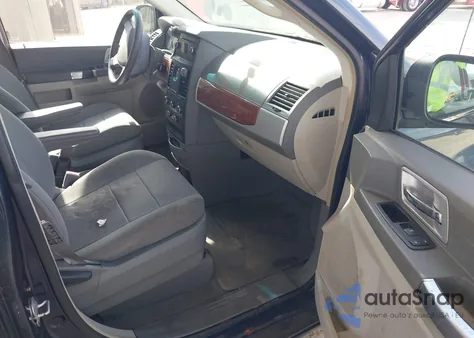 2008 Chrysler Town & Country Touring из США, поврежденный, VIN 2A8HR54P48R817463